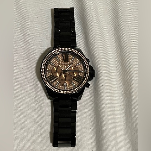 Michael Kors womens everest chronograph
MK-5879 - Picture 1 of 3